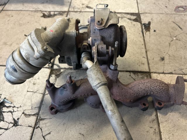 bontott VW TIGUAN Turbó