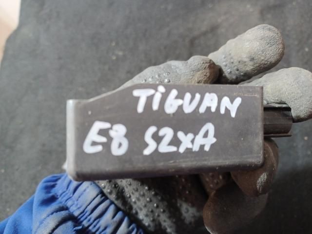 bontott VW TIGUAN Üzemanyag Szivattyú Relé