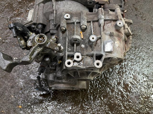 bontott VW TIGUAN Váltó (Mechanikus)