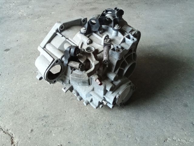 bontott VW TIGUAN Váltó (Mechanikus)