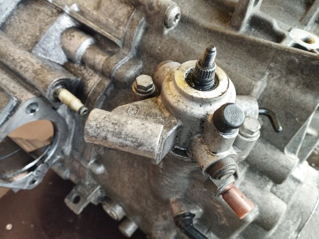 bontott VW TIGUAN Váltó (Mechanikus)