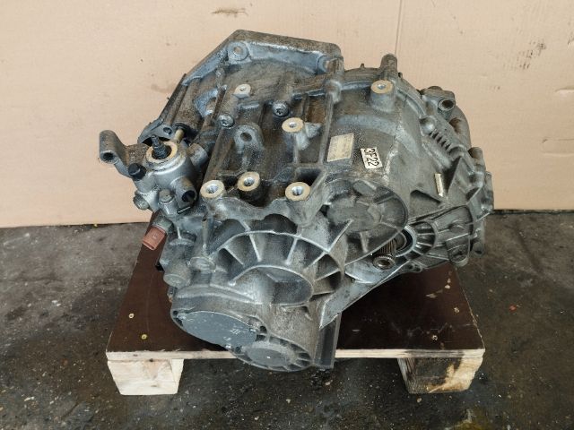 bontott VW TIGUAN Váltó (Mechanikus)