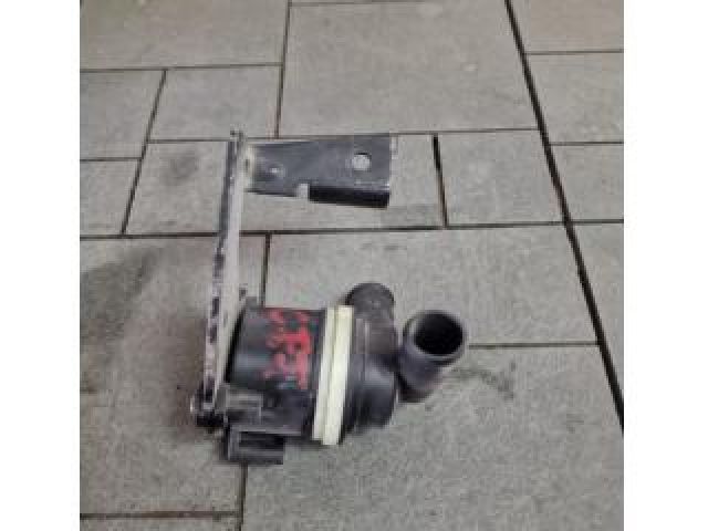 bontott VW TIGUAN Vízpumpa