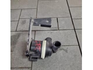 bontott VW TIGUAN Vízpumpa