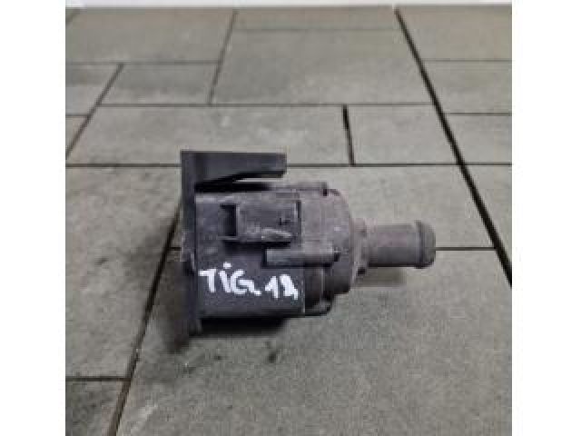 bontott VW TIGUAN Vízpumpa