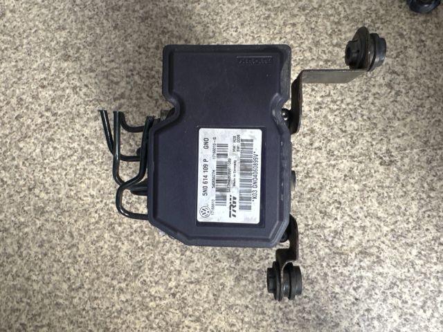 bontott VW TIGUAN ABS Kocka