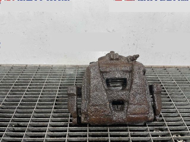 bontott VW TIGUAN Bal első Féknyereg Munkahengerrel