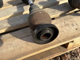 bontott VW TIGUAN Bal Féltengely