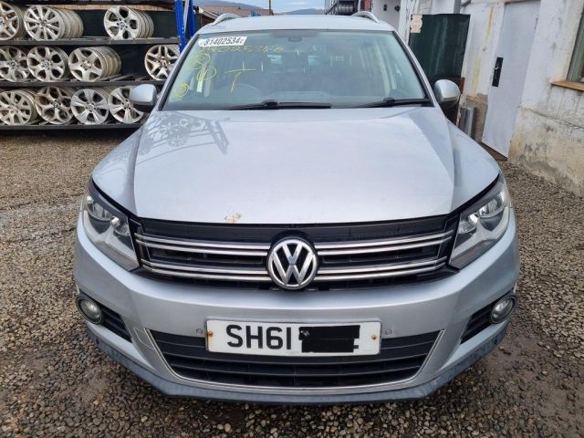 bontott VW TIGUAN Bal Féltengely
