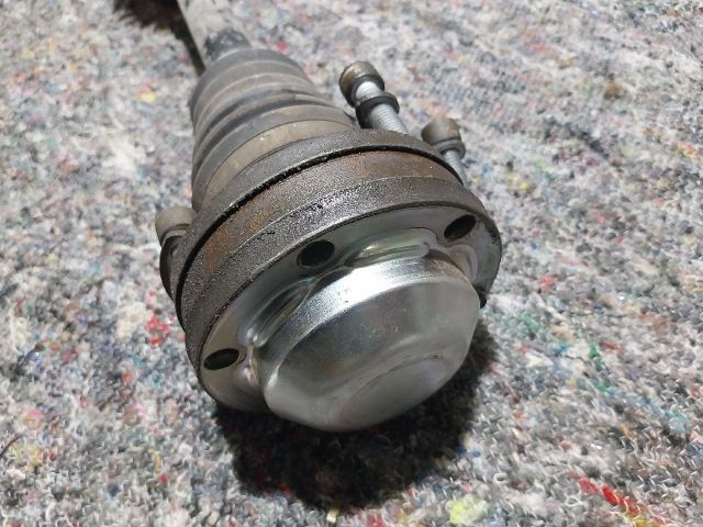 bontott VW TIGUAN Bal Féltengely