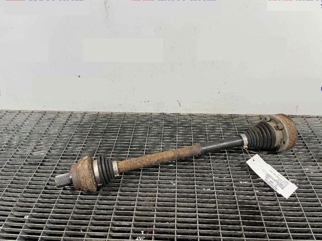 bontott VW TIGUAN Bal hátsó Féltengely