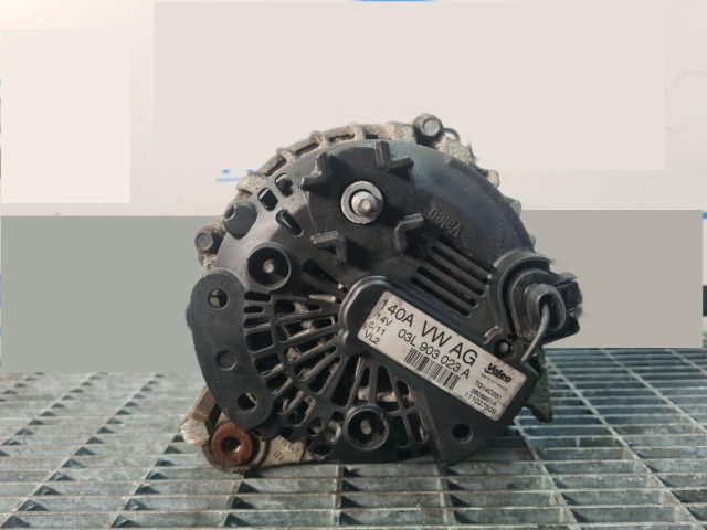 bontott VW TIGUAN Generátor