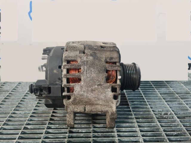 bontott VW TIGUAN Generátor
