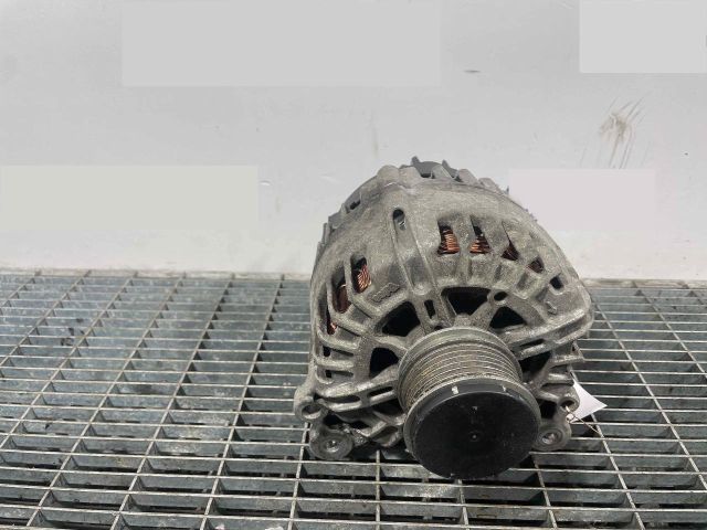 bontott VW TIGUAN Generátor