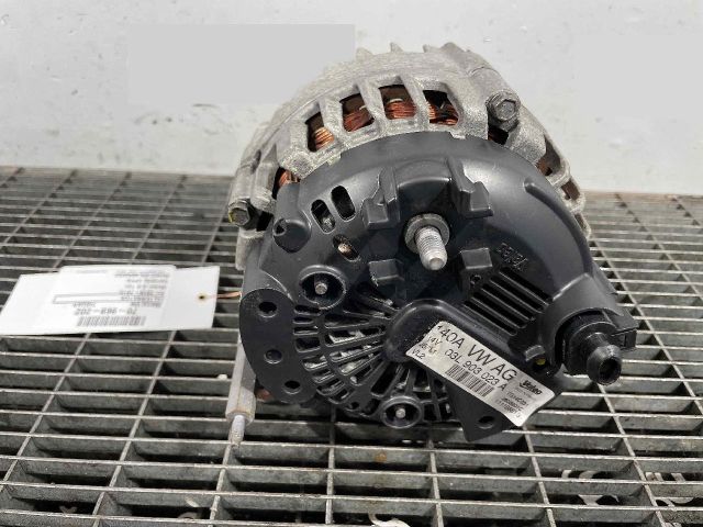 bontott VW TIGUAN Generátor