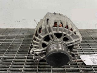 bontott VW TIGUAN Generátor