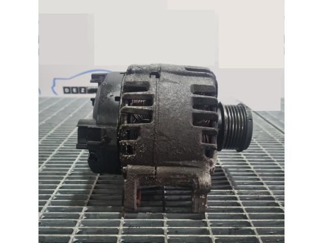 bontott VW TIGUAN Generátor