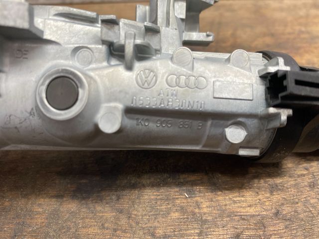 bontott VW TIGUAN Gyújtáskapcsoló Házzal