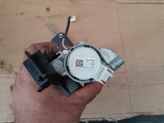 bontott VW TIGUAN Gyújtáskapcsoló