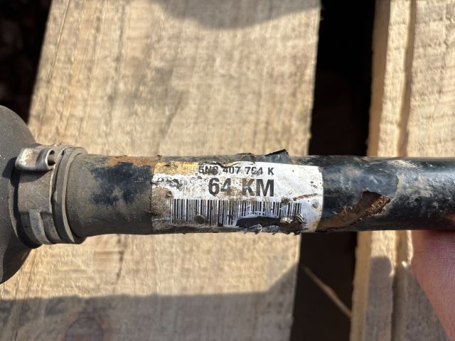 bontott VW TIGUAN Jobb Féltengely