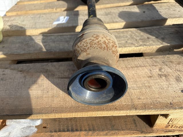 bontott VW TIGUAN Jobb Féltengely