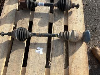 bontott VW TIGUAN Jobb Féltengely