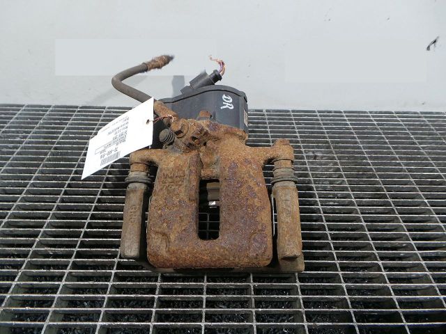 bontott VW TIGUAN Jobb hátsó Féknyereg Munkahengerrel