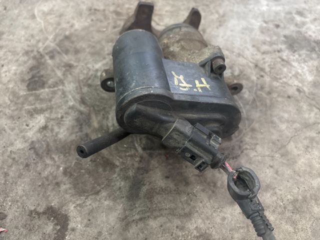 bontott VW TIGUAN Jobb hátsó Féknyereg Munkahengerrel