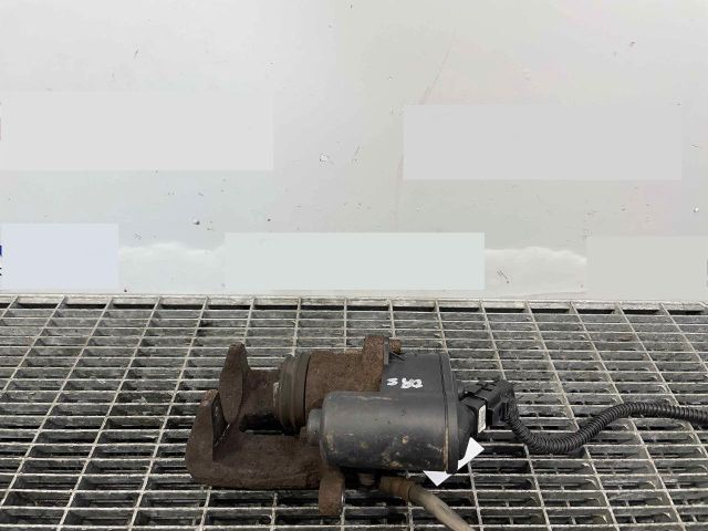 bontott VW TIGUAN Jobb hátsó Féknyereg Munkahengerrel