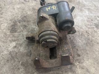 bontott VW TIGUAN Jobb hátsó Féknyereg Munkahengerrel