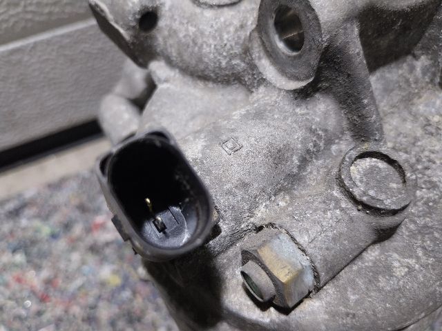 bontott VW TIGUAN Klímakompresszor