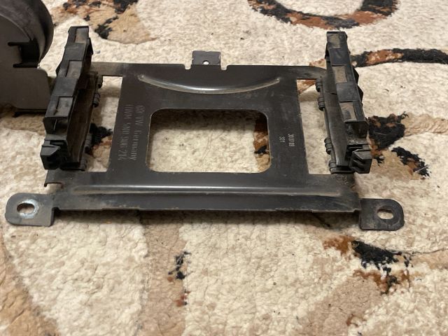 bontott VW TIGUAN Motorvezérlő Tartó