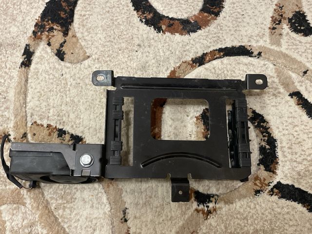 bontott VW TIGUAN Motorvezérlő Tartó