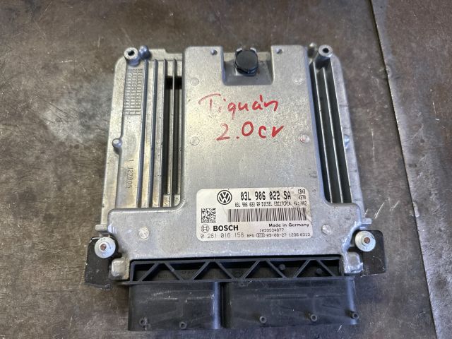 bontott VW TIGUAN Motorvezérlő