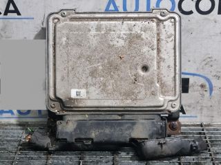 bontott VW TIGUAN Motorvezérlő
