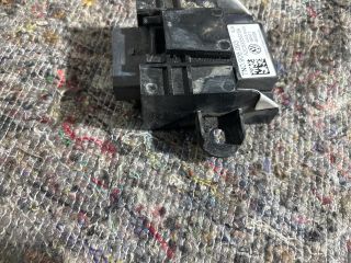 bontott VW TIGUAN Üzemanyag Szivattyú Relé