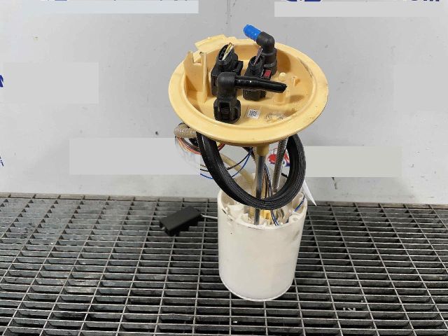 bontott VW TIGUAN Üzemanyag Szivattyú