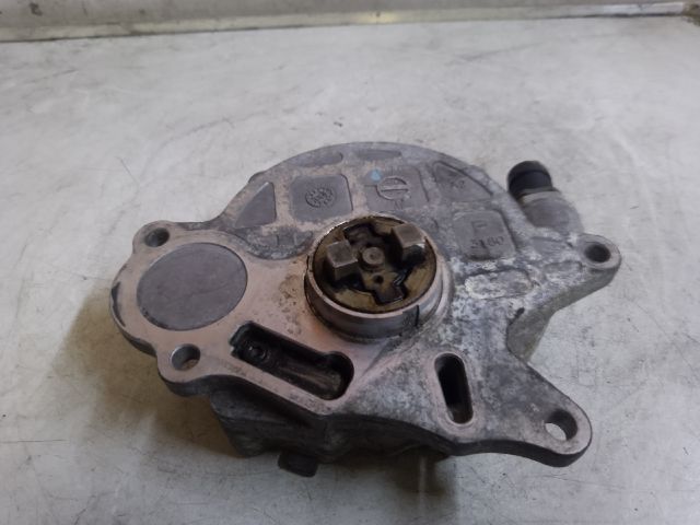 bontott VW TIGUAN Vákumpumpa