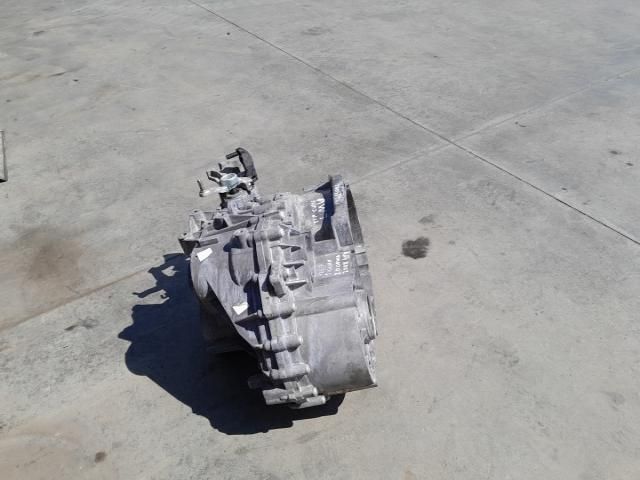 bontott VW TIGUAN Váltó (Mechanikus)