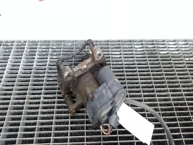 bontott VW TIGUAN Bal hátsó Féknyereg Munkahengerrel