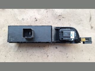 bontott VW TIGUAN Ablakemelő Kapcsoló Négyes / Kettes