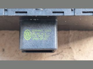 bontott VW TIGUAN Ablakemelő Kapcsoló Négyes / Kettes