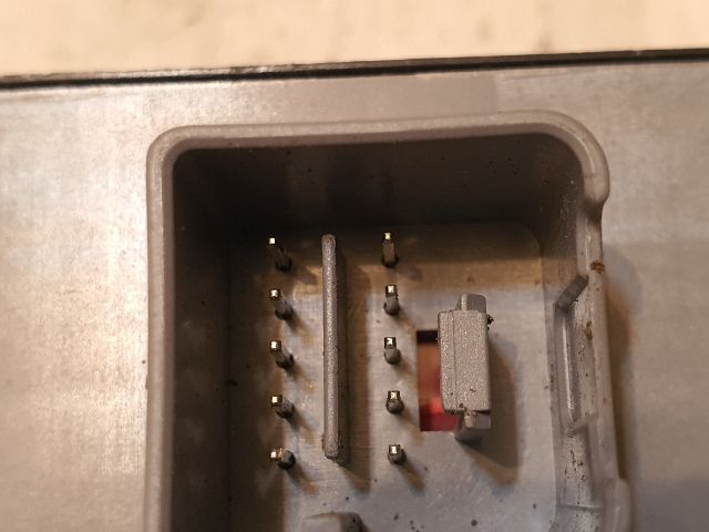 bontott VW TIGUAN Ablakemelő Kapcsoló Négyes / Kettes