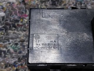 bontott VW TIGUAN Ablakemelő Kapcsoló Négyes / Kettes