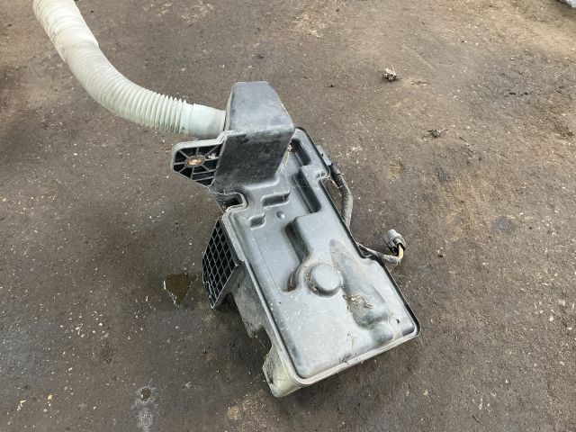 bontott VW TIGUAN Ablakmosó Tartály