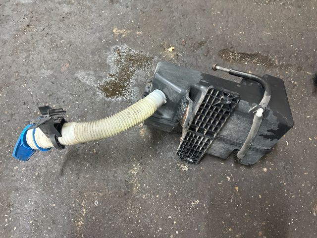 bontott VW TIGUAN Ablakmosó Tartály