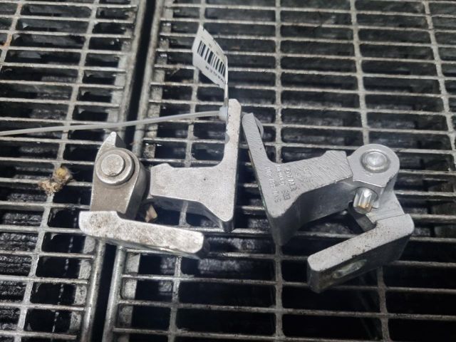 bontott VW TIGUAN Ajtó Zsanér (Pozíciófüggetlen)