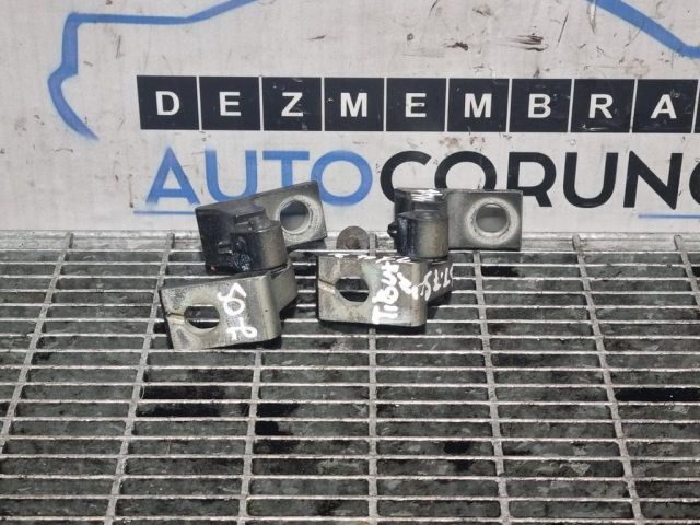 bontott VW TIGUAN Ajtó Zsanér (Pozíciófüggetlen)