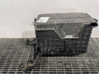bontott VW TIGUAN Akkumulátor Tartó