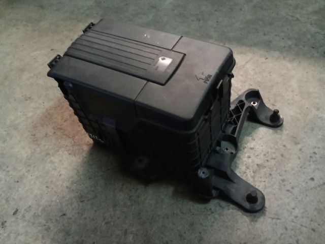 bontott VW TIGUAN Akkumulátor Tartó